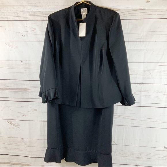 R M Richards Dresses & Skirts - R&M Richards by Karen Kwong Dress and Jacket.